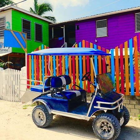 Go Slow Guesthouse Caye Caulker Exterior photo